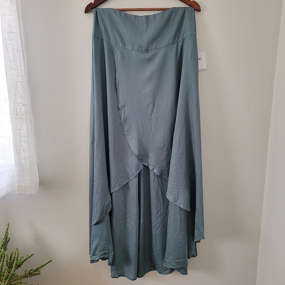 NWT Large O'Neill High Low Skirt